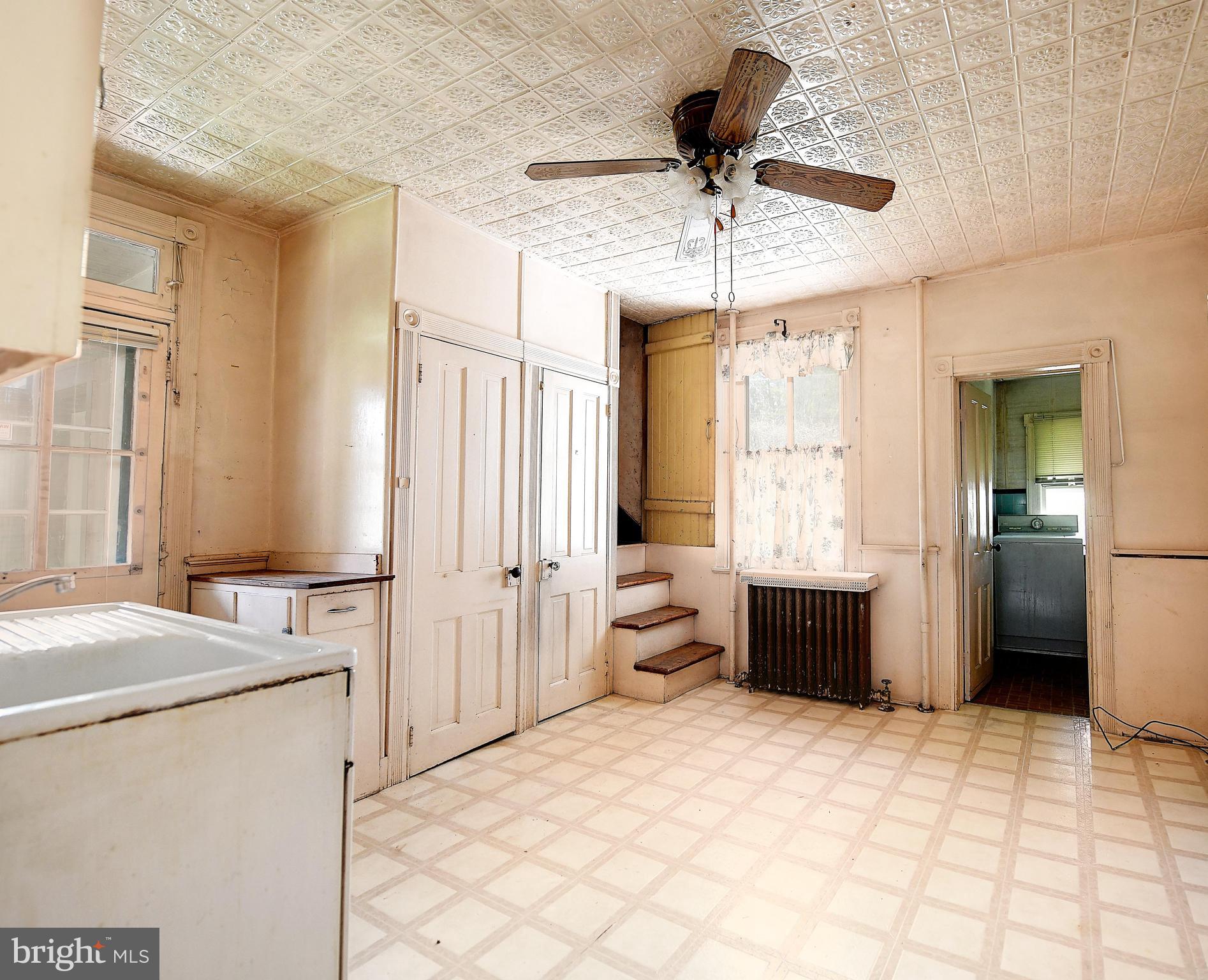 411 Trappe Road Dundalk, MD 21222 - Photo 10 of 51 Kitchen