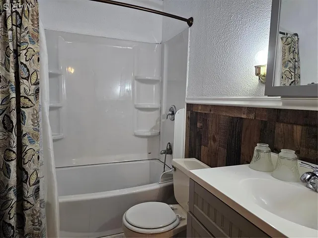 $132,000 | 905 North Pine Street, Sparta, IL 62286