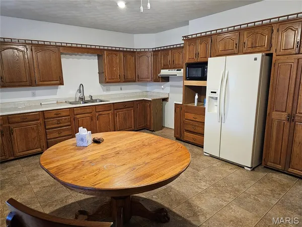 $130,000 | 905 North Pine Street, Sparta, IL 62286