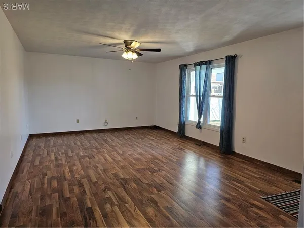 $130,000 | 905 North Pine Street, Sparta, IL 62286