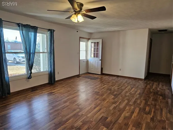 $130,000 | 905 North Pine Street, Sparta, IL 62286