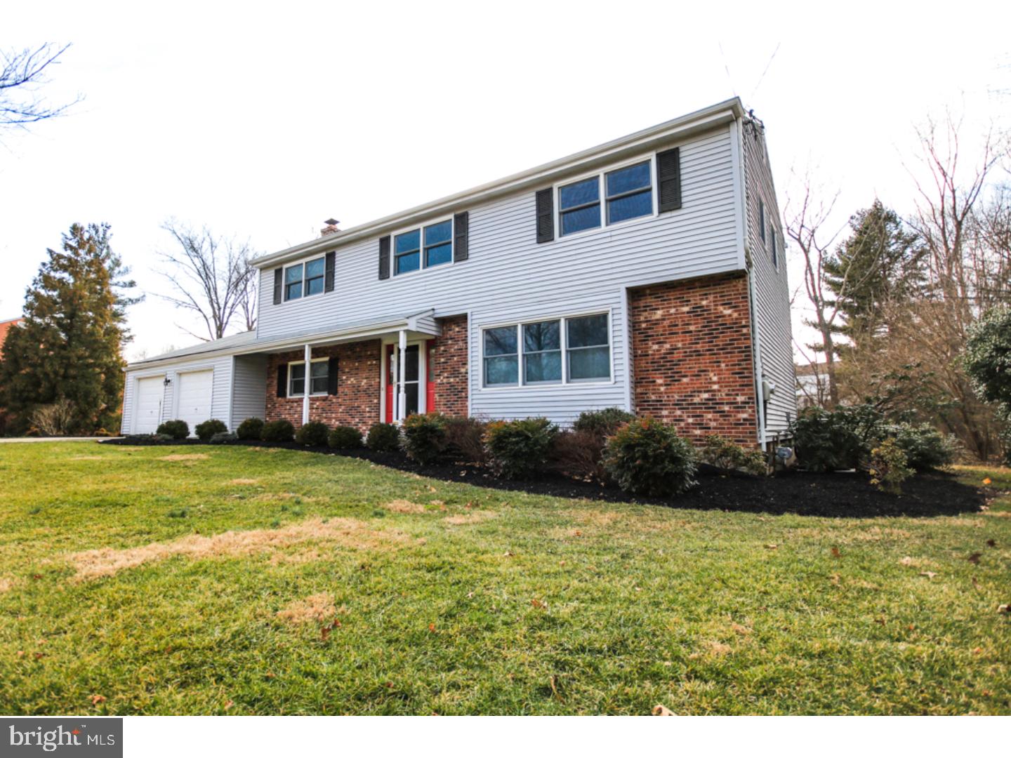 255 Forrest Road Yardley, PA 19067 - Photo 2 of 25 Gallery Image 2