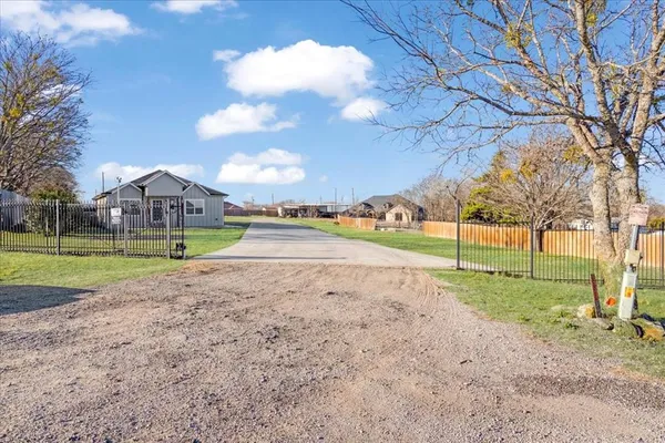 $1,450,000 | 920 Oil Mill Road, Van Alstyne, TX 75495