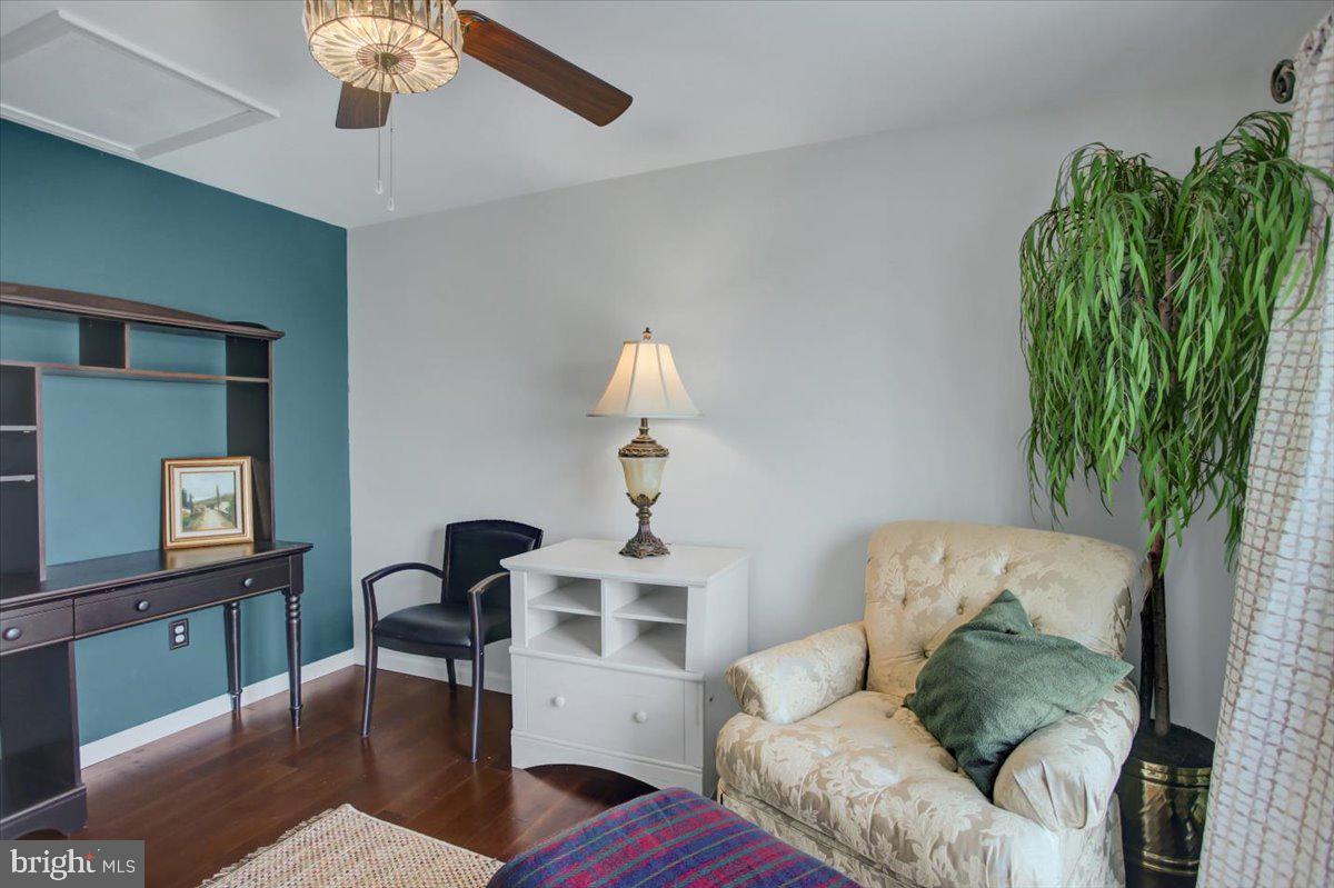 9581 Blue Spring Road Mercersburg, PA 17236 - Photo 28 of 62 Den (Could be used as a third bedroom)