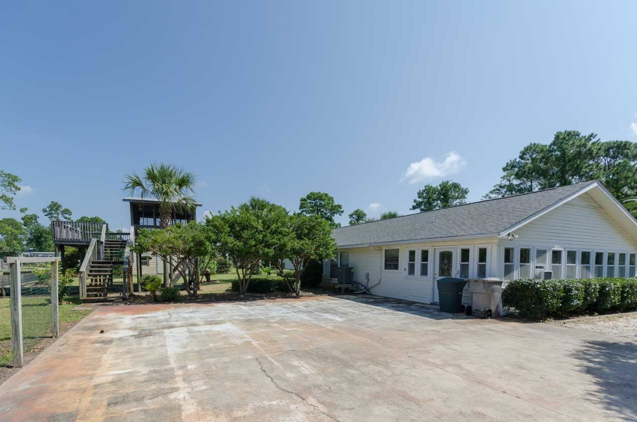 5601 Bob O Link Road Pensacola, FL 32507 - Photo 12 of 31