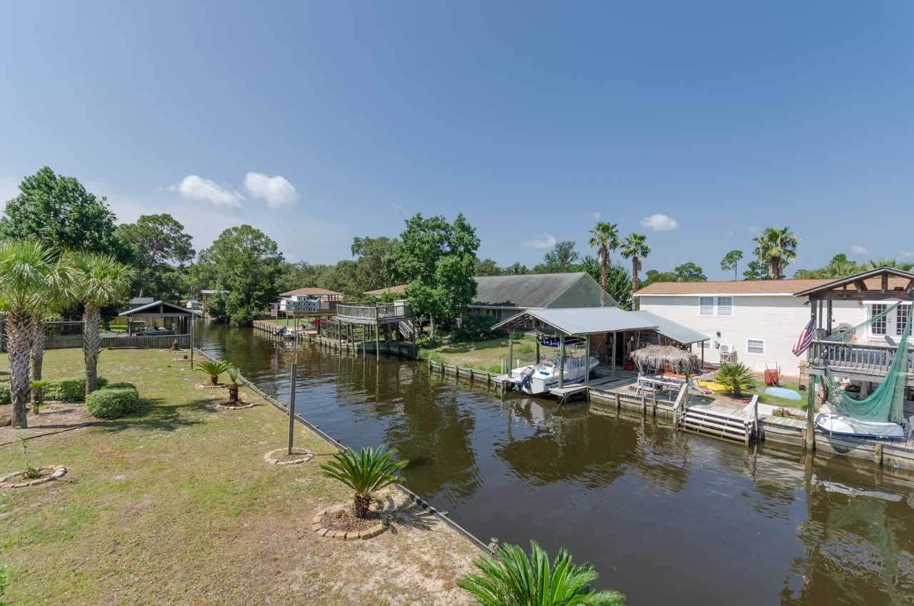 5601 Bob O Link Road Pensacola, FL 32507 - Photo 3 of 31