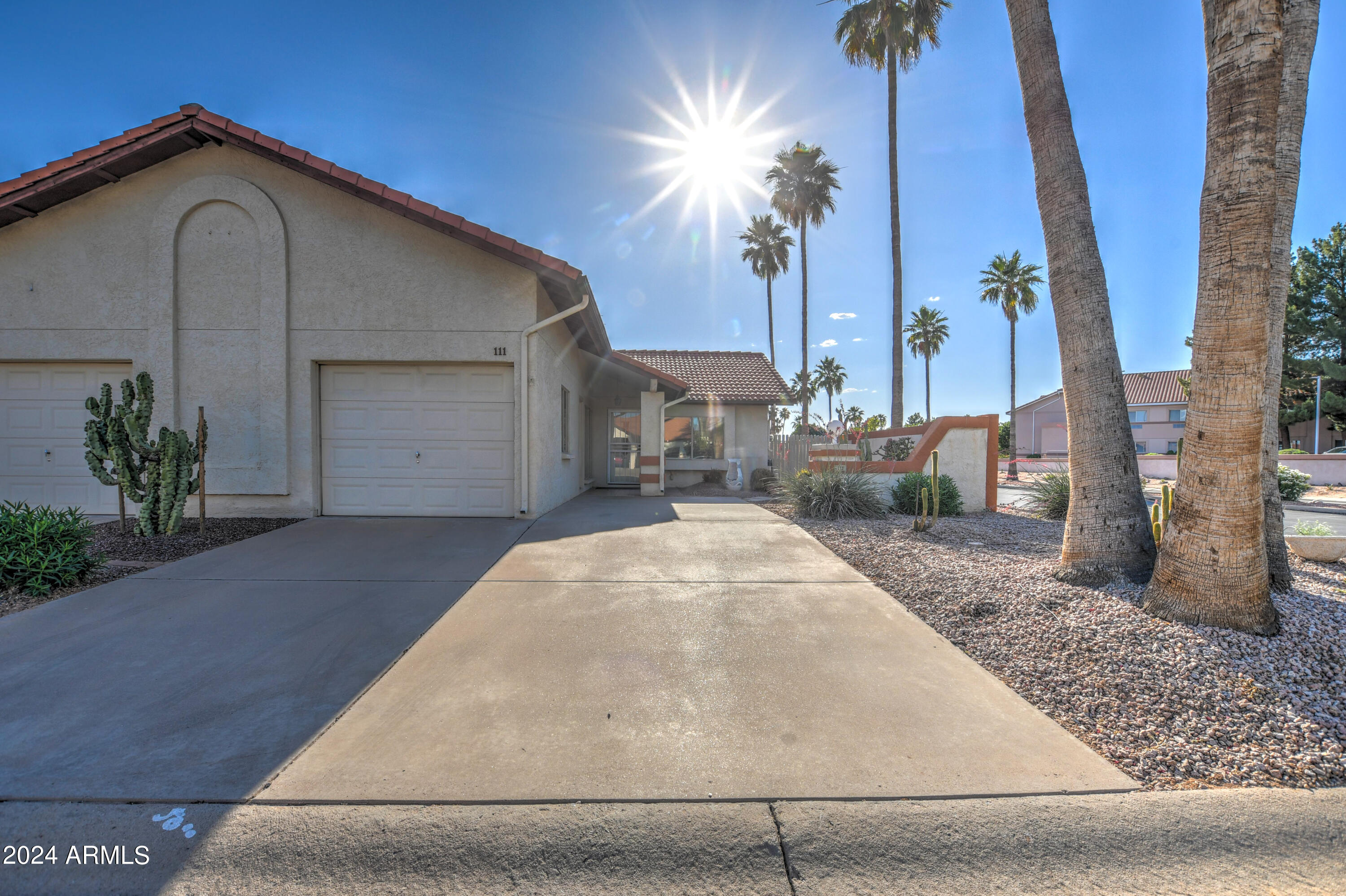 542 South Higley Road, Unit 111 Mesa, AZ 85206 - Photo 2 of 38 1 car garage