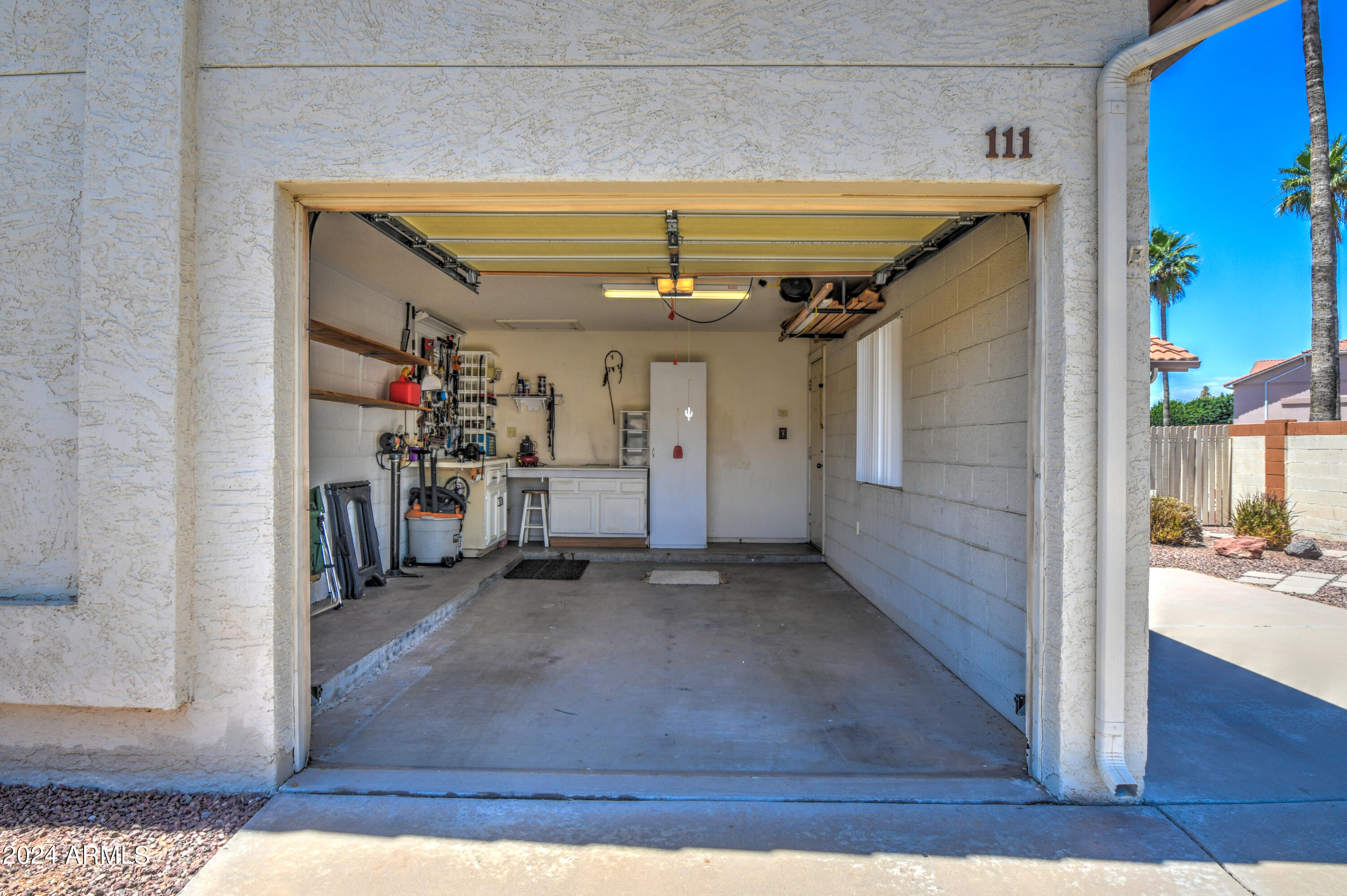 542 South Higley Road, Unit 111 Mesa, AZ 85206 - Photo 22 of 38 Garage
