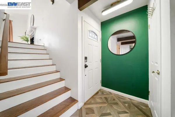 $515,000 | 347 East T Street, Benicia, CA 94510