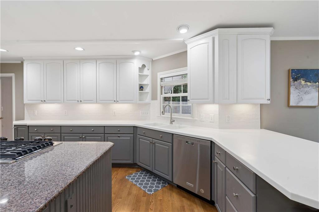 3265 Henderson Creek Road Atlanta, GA 30341 - Photo 15 of 42
