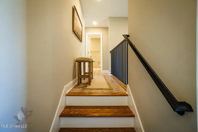 $374,999 | 862 Long Leaf Circle, Brandon, MS 39042