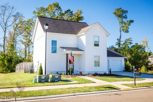$374,999 | 862 Long Leaf Circle, Brandon, MS 39042