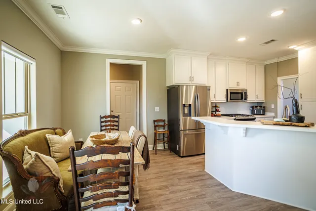 $374,999 | 862 Long Leaf Circle, Brandon, MS 39042