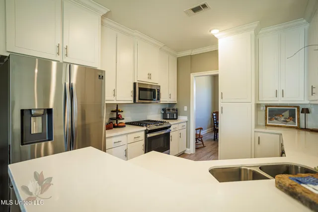 $374,999 | 862 Long Leaf Circle, Brandon, MS 39042