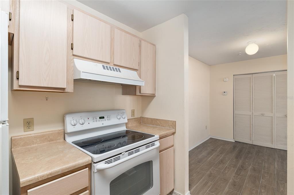 2360 Southwest Archer Road, Unit 706 Gainesville, FL 32608 - Photo 19 of 35 Gallery Image 19