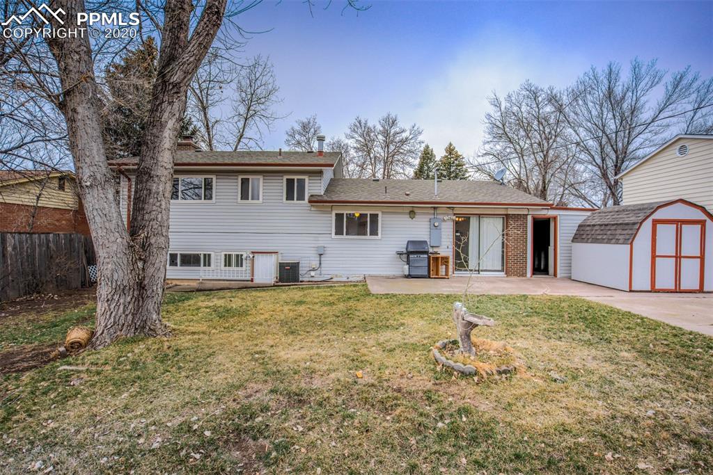 2211 North Chelton Road Colorado Springs, CO 80909 - Photo 9 of 35
