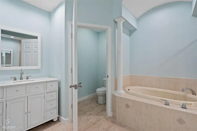 $328,000 | 801 Camino Real, Howey-in-the-Hills, FL 34737