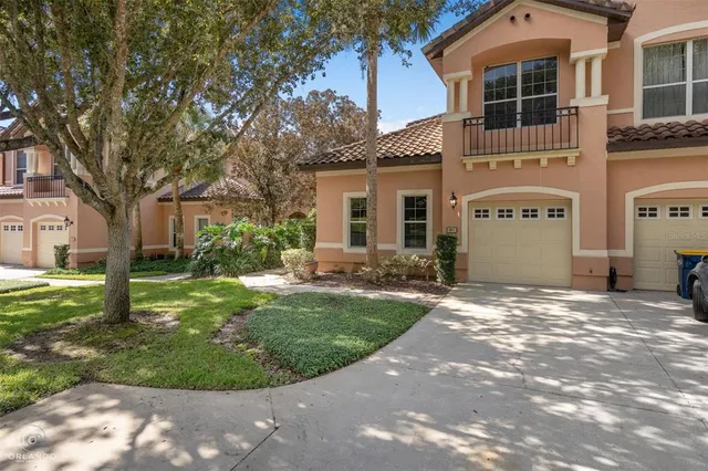 $328,000 | 801 Camino Real, Howey-in-the-Hills, FL 34737