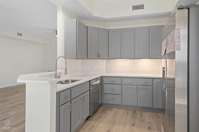 $328,000 | 801 Camino Real, Howey-in-the-Hills, FL 34737