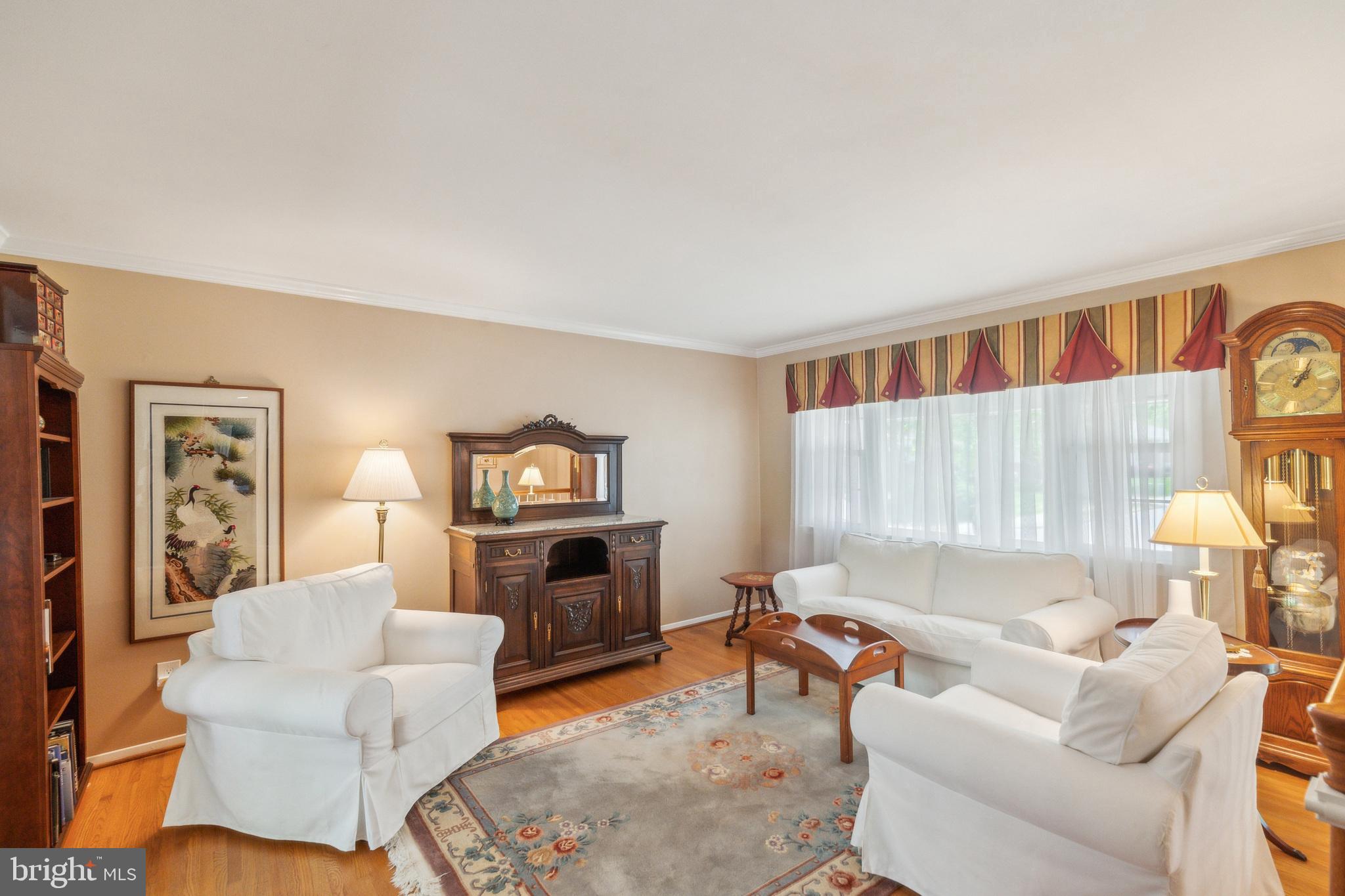 6919 Gillings Road Springfield, VA 22152 - Photo 6 of 48 Gallery Image 6