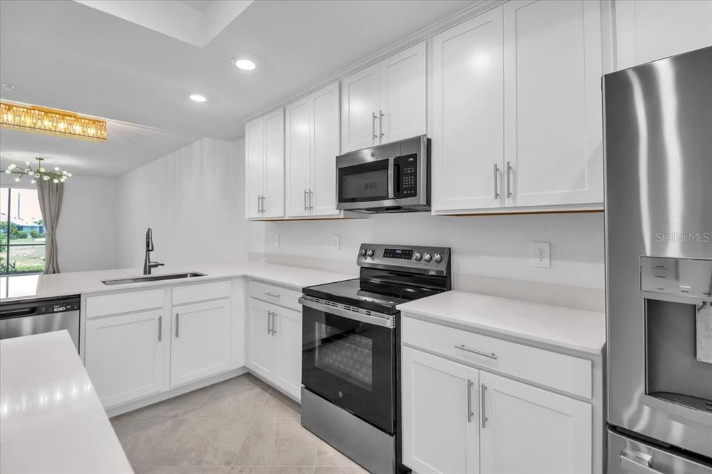 18923 Scallop Loop, Unit 102 Bradenton, FL 34211 - Photo 11 of 37