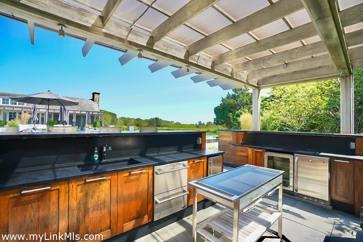 30 Crackatuxet Road Edgartown, MA 02539 - Photo 38 of 45 a outdoor view with sitting space