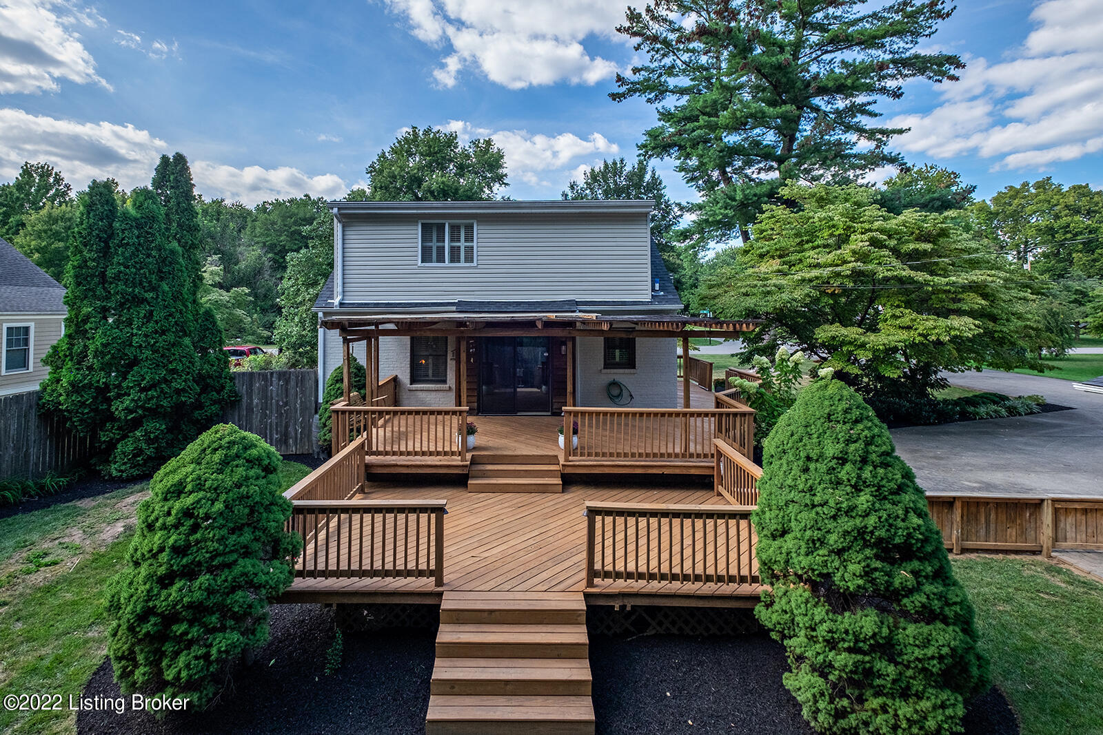 4310 Alton Road Louisville, KY 40207 - Photo 61 of 66 0088