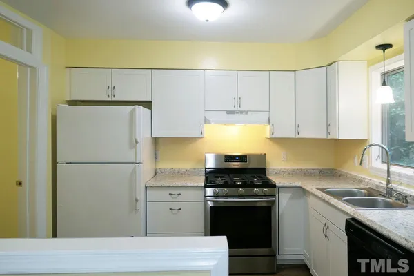 $1,720 | 1515 East Franklin Street, Unit 31, Chapel Hill, NC 27514