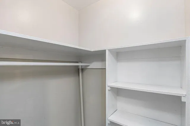 $2,142 | 2509 Cliffbourne Place Northwest, Unit 5, Washington, DC 20009