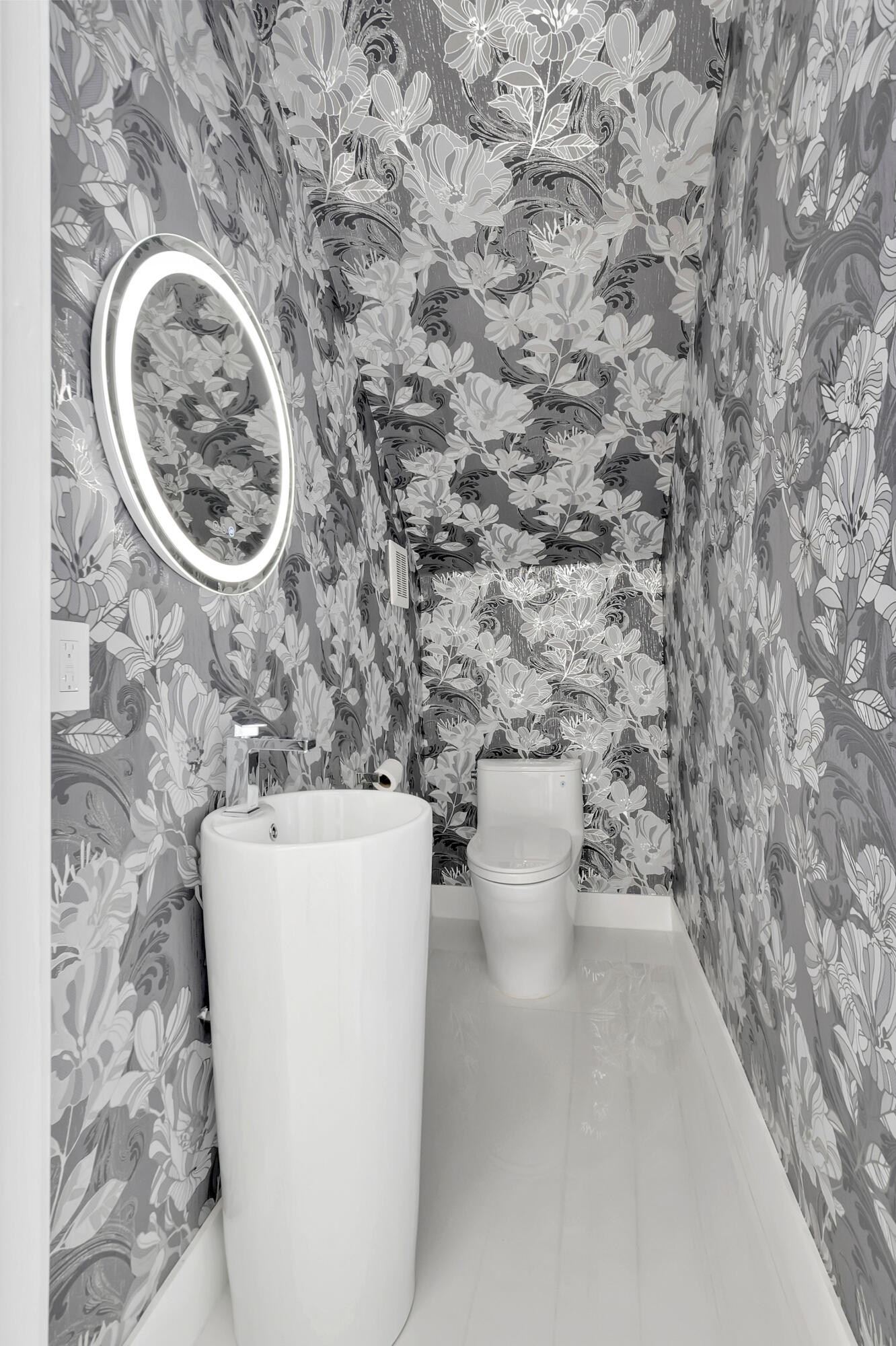 4290 Northwest 62nd Road Boca Raton, FL 33496 - Photo 21 of 65 Powder Room