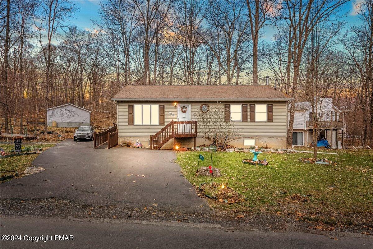 1365 Main Road East Stroudsburg, PA 18302 - Photo 1 of 36 01-HomeView_Media-1365_Main_Rd.-#1