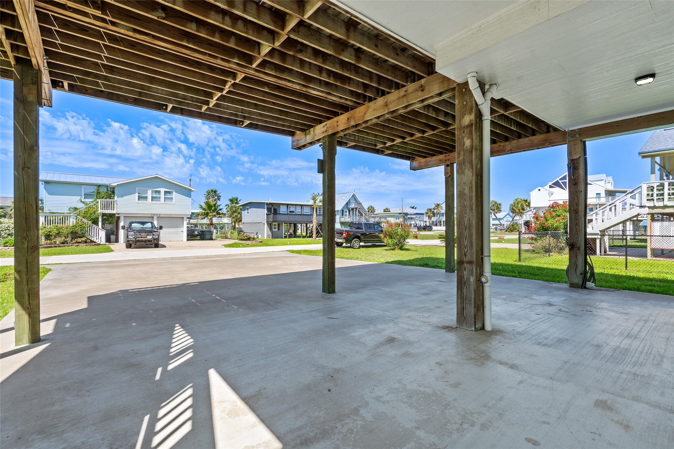 3923 Reeves Drive Galveston, TX 77554 - Photo 32 of 36 a view of a porch