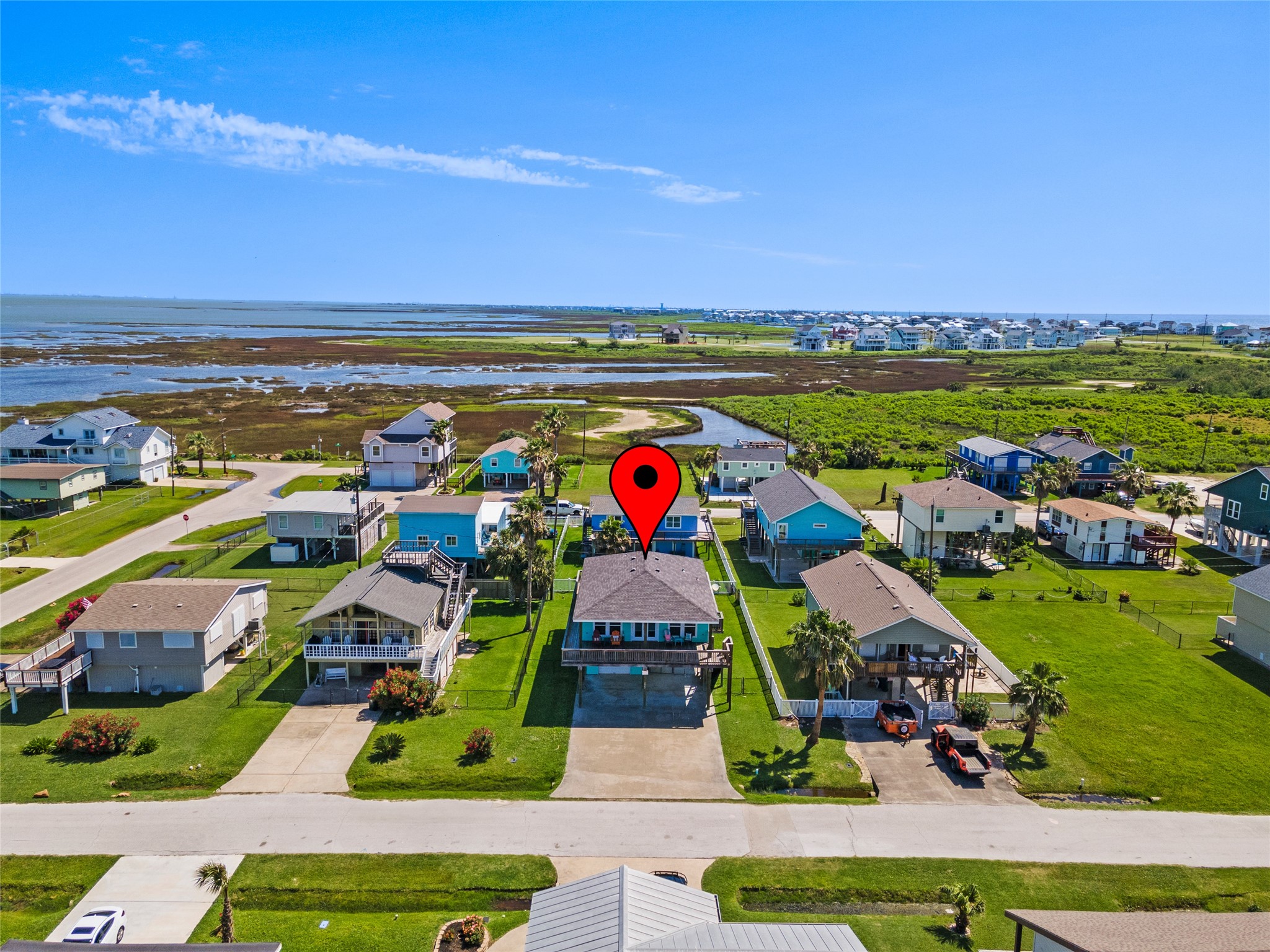 3923 Reeves Drive Galveston, TX 77554 - Photo 35 of 36 an aerial view of tennis court
