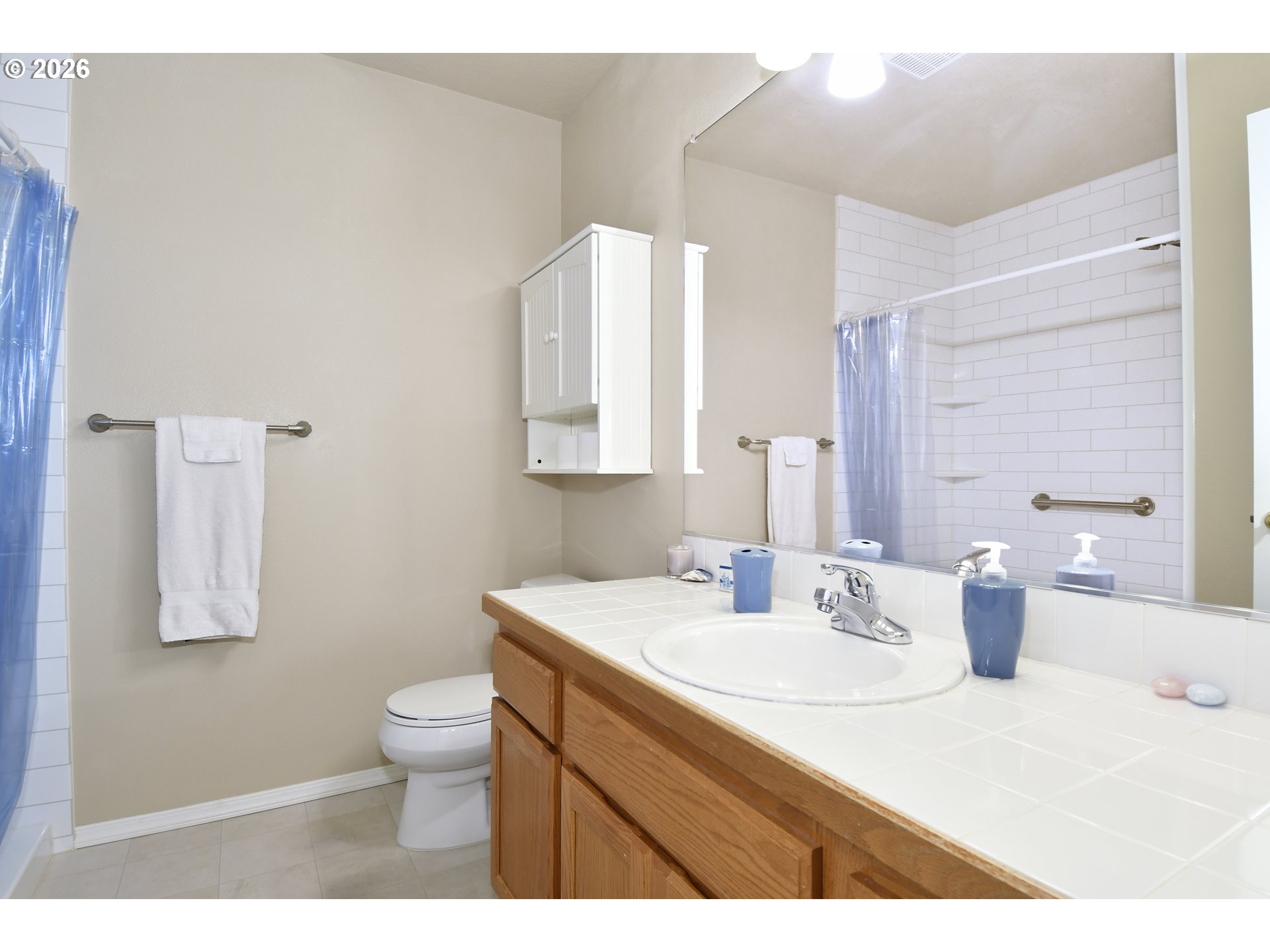 38029 Marcella Court Sandy, OR 97055 - Photo 15 of 29 a bathroom with a sink toilet and mirror