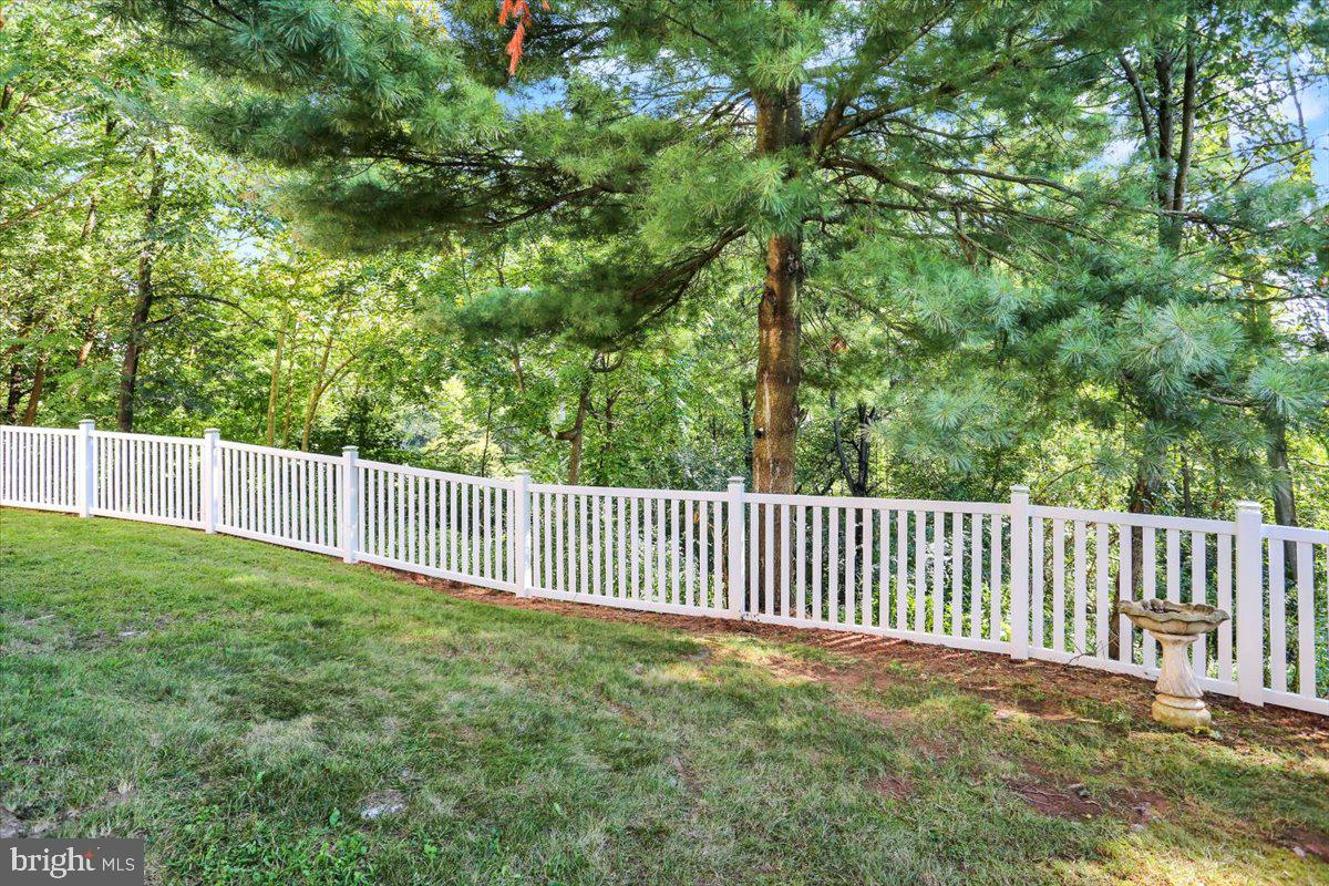 24 Golfview Lane Reading, PA 19606 - Photo 40 of 43