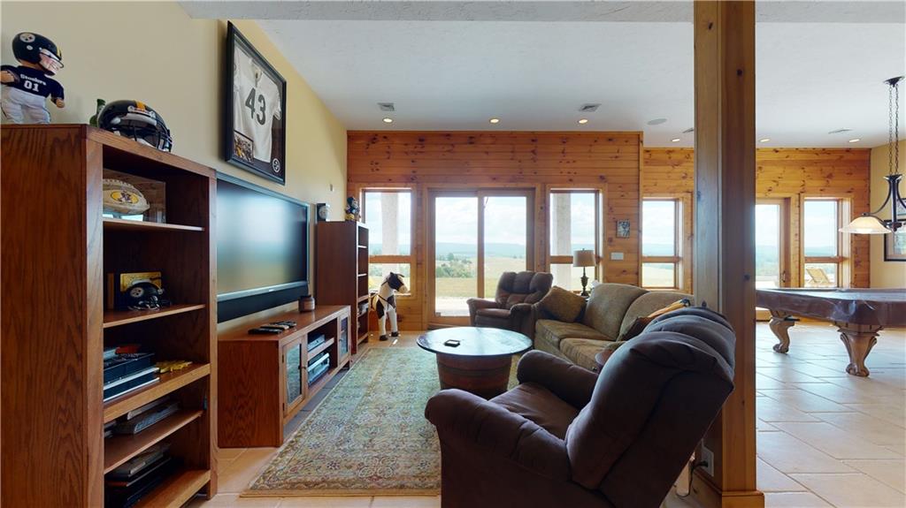 311 Wineland Road Ligonier, PA 15658 - Photo 16 of 25 Gallery Image 16