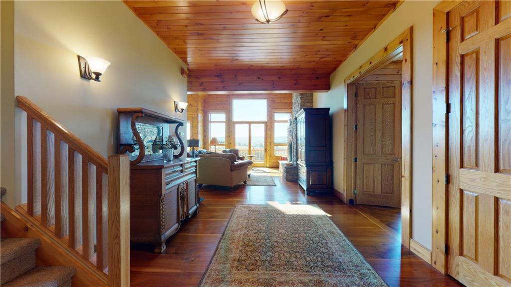 311 Wineland Road Ligonier, PA 15658 - Photo 5 of 25 Gallery Image 5