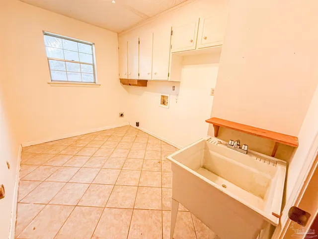 $295,000 | 6982 Lake Joanne Drive, Pensacola, FL 32506