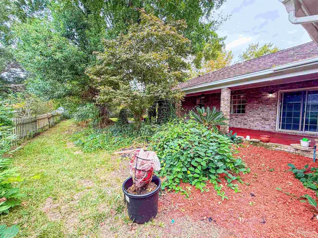 $295,000 | 6982 Lake Joanne Drive, Pensacola, FL 32506