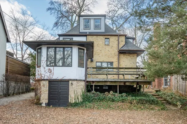$995,000 | 128 Lawndale Avenue, Wilmette, IL 60091
