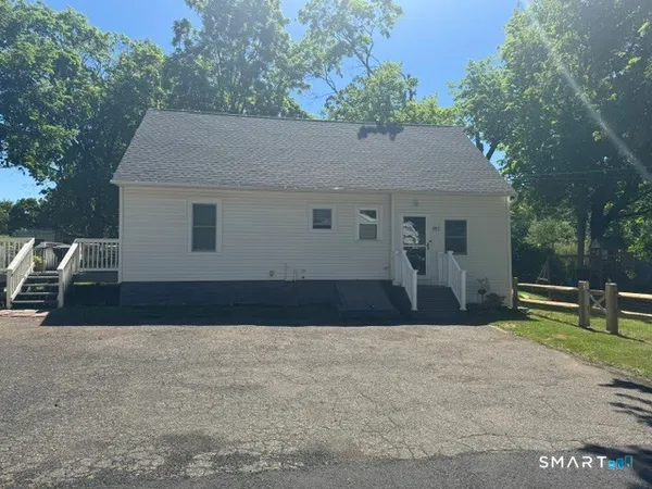 $449,900 | 183 Feldspar Avenue, Beacon Falls, CT 06403