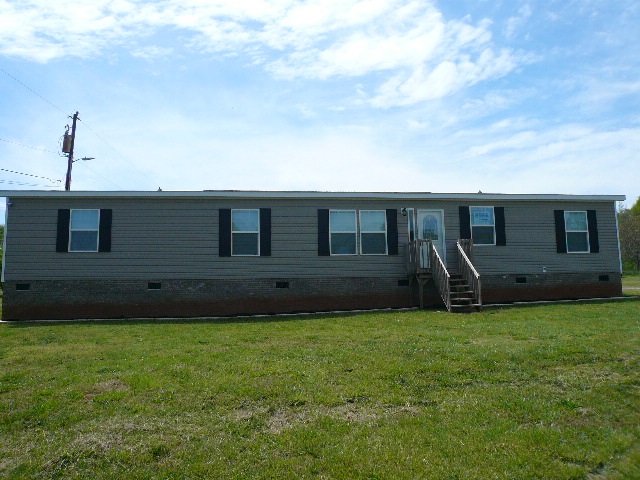 740 East Victor Hill Road Duncan, SC 29334 - Photo 1 of 25