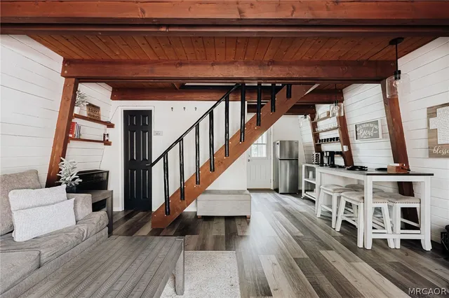 $299,999 | 396 Kern Avenue, Sugarloaf, CA 92386