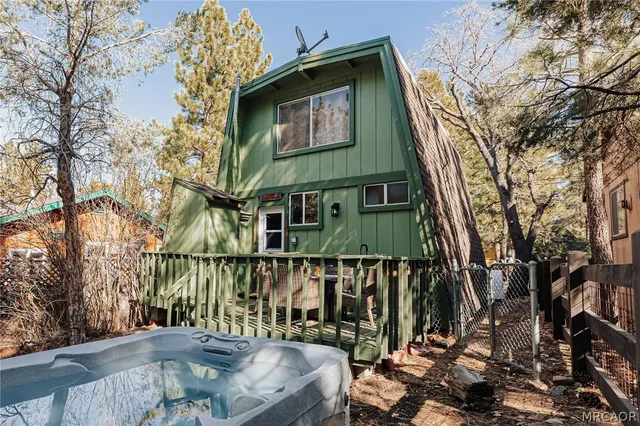 $299,999 | 396 Kern Avenue, Sugarloaf, CA 92386