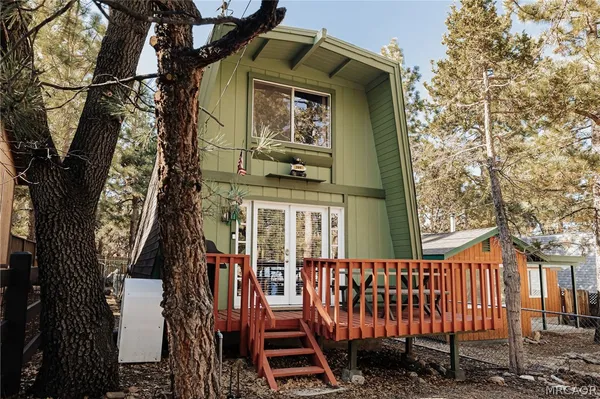 $299,999 | 396 Kern Avenue, Sugarloaf, CA 92386