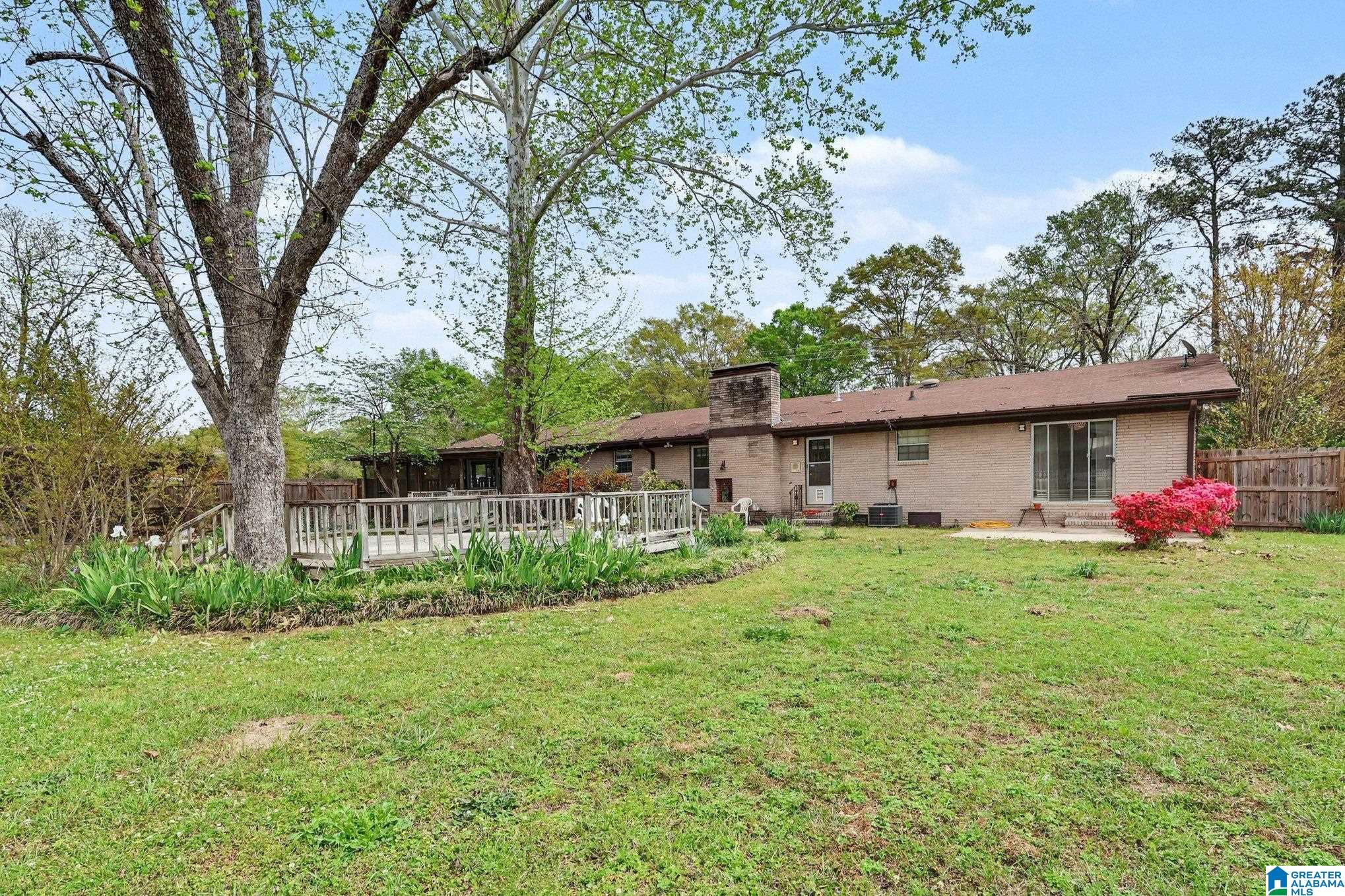 313 Pinedale Road Clanton, AL 35045 - Photo 2 of 24