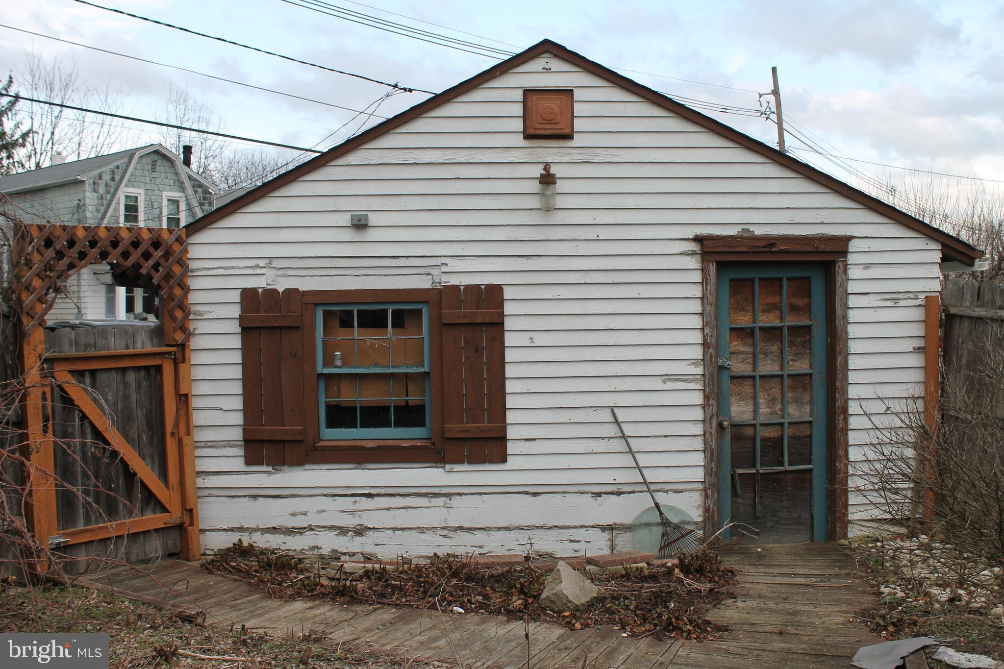 1066 Pennington Road Ewing, NJ 08618 - Photo 4 of 18