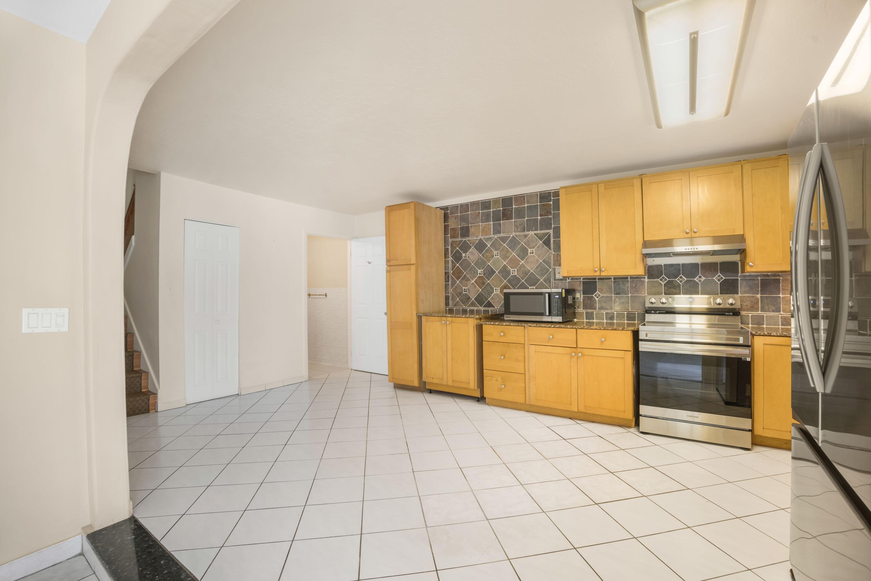 3302 Eagle Avenue Key West, FL 33040 - Photo 7 of 54 Kitchen