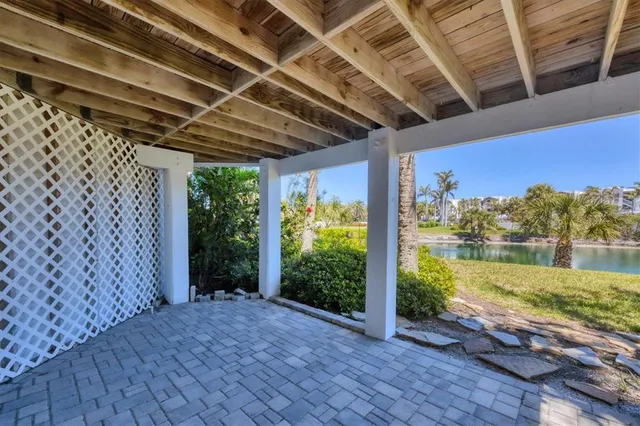 $2,325,000 | 805 South Harbor Drive, Boca Grande, FL 33921