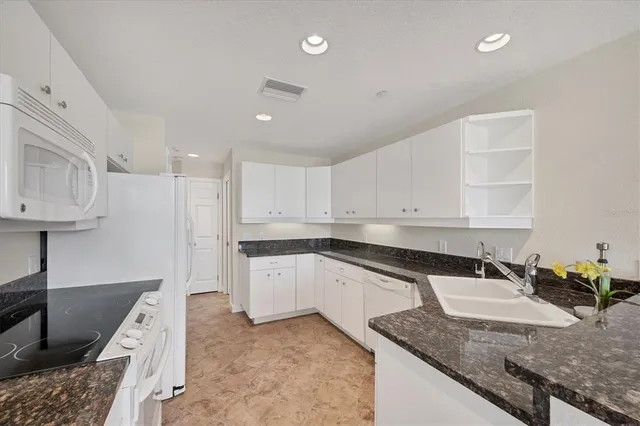 $2,325,000 | 805 South Harbor Drive, Boca Grande, FL 33921